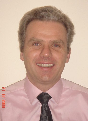 Graph depicting global savings trends amid financial crisis challenges - Global Banking & Finance Review