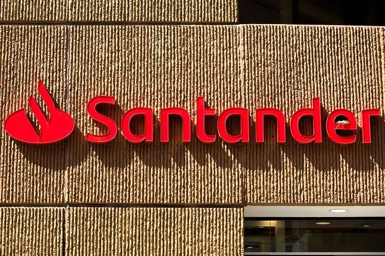Image for Santander launches fintech in Mexico to expand digital services