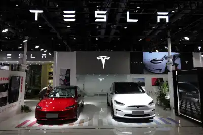 Image for Tesla delivers record Q4 cars, but China’s BYD steals top EV spot