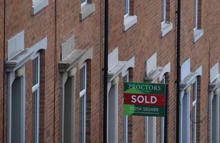Image for UK housing market keeps momentum but slowdown ahead: Halifax