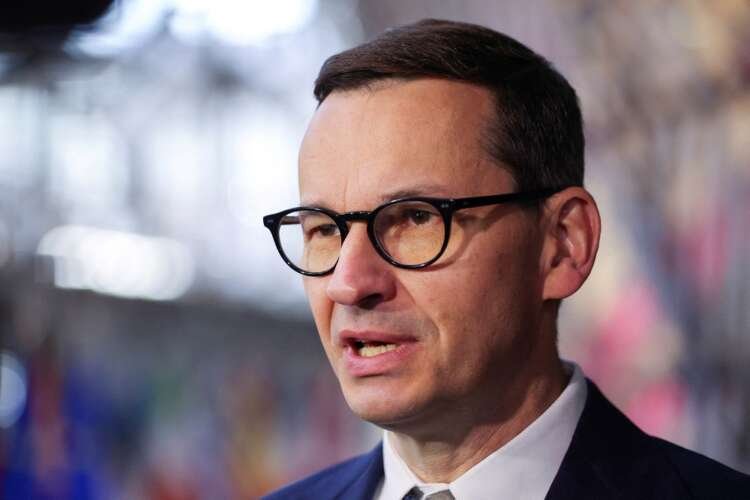 Poland's PM discusses economic support for Ukraine amid war recovery - Global Banking & Finance Review
