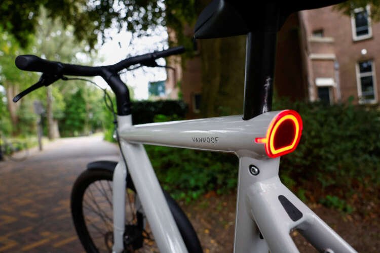 Image for McLaren Applied’s Lavoie in talks to buy Dutch e-bike maker VanMoof – source