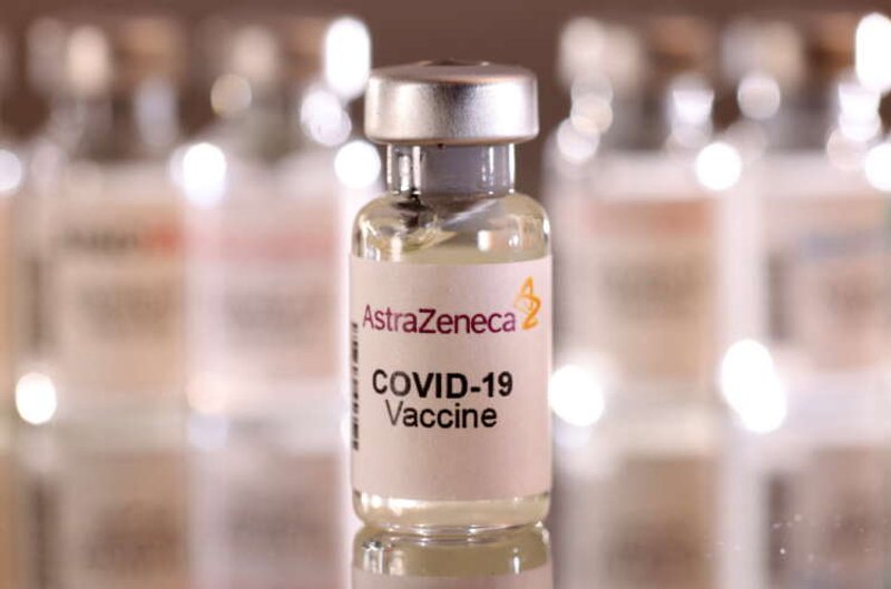 Image for Very small blood clot risk after first AstraZeneca COVID shot – UK studies