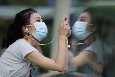 Image for Women inch towards equal legal rights despite COVID-19 risks, World Bank says