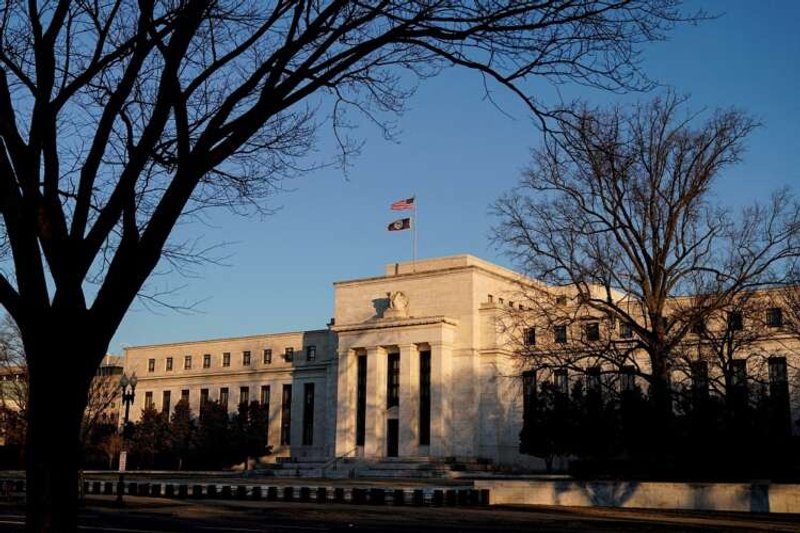 Image for Global central banks extend rate hike push in November