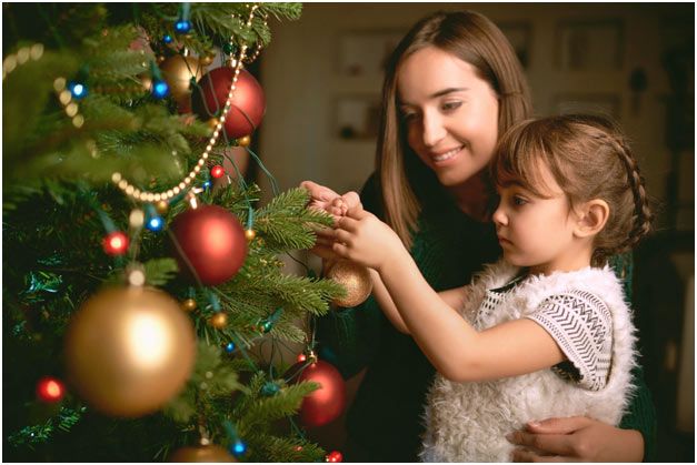 Hold off on Buying Christmas Decorations