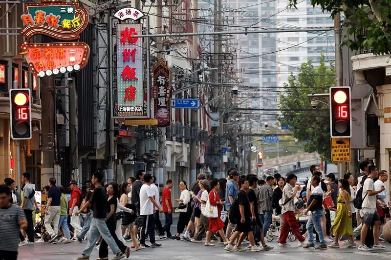 Image for Morning bid: Chinese consumers shut up shop