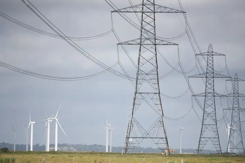 Image for Extreme weather and geopolitics to send UK energy bills up 10%