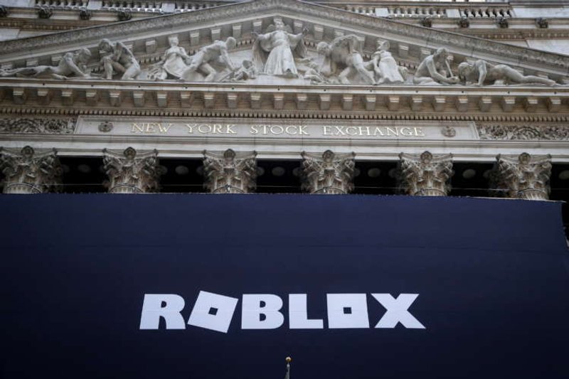 Image for Roblox gains steam after market debut as Cathie Wood’s Ark picks up shares