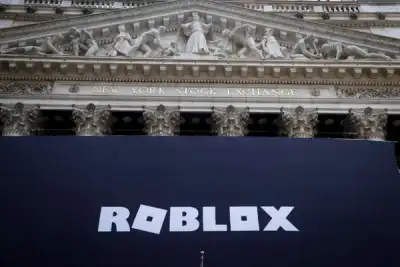 Image for Roblox gains steam after market debut as Cathie Wood’s Ark picks up shares