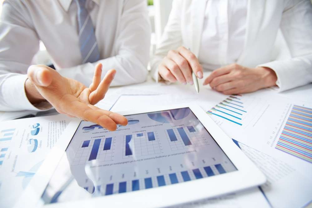 Graph illustrating per capita income trends and comparisons - Global Banking & Finance Review