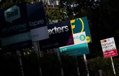 Image for Analysis-Spasms in UK mortgage market spell pain for homeowners, economy