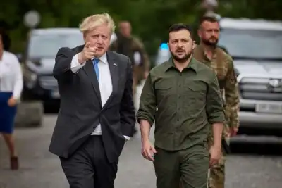 Image for Exclusive-Boris Johnson signals UK’s willingness to demine, help export grain from Ukraine