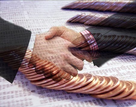 Business professionals collaborating on talent attraction strategies in finance - Global Banking & Finance Review