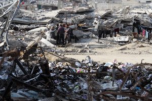 Destruction in Gaza following Israeli airstrikes amid ceasefire negotiations - Global Banking & Finance Review