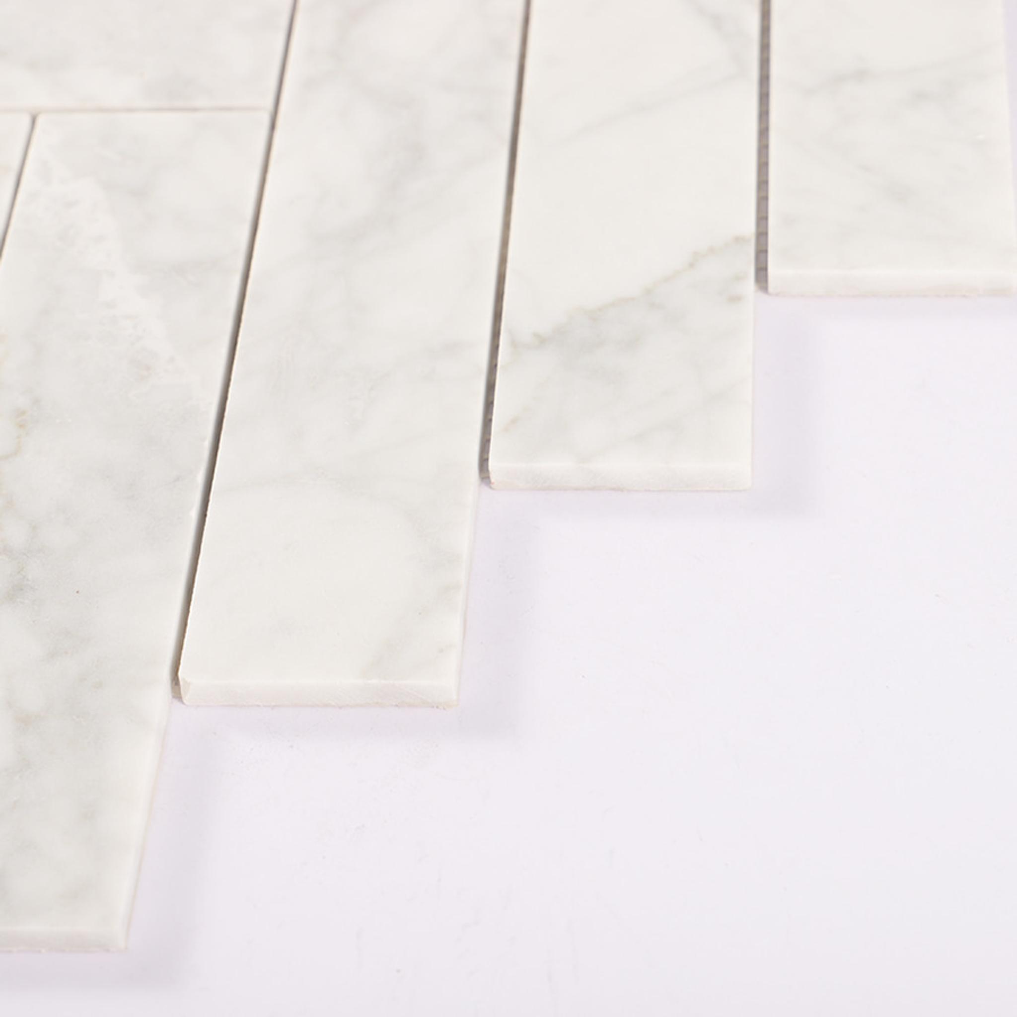 Carrara White Large Herringbone Marble Mosaic — mosaic xương cá bằng đá marble trắng Carrara