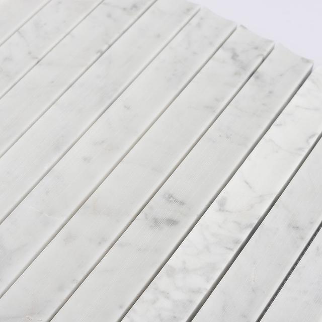 Carrara White Fluted Marble Kit Kat Tile Bathroom Wall Mosaic — mosaic rãnh sọc (fluted) bằng đá marble trắng & trắng Carrara
