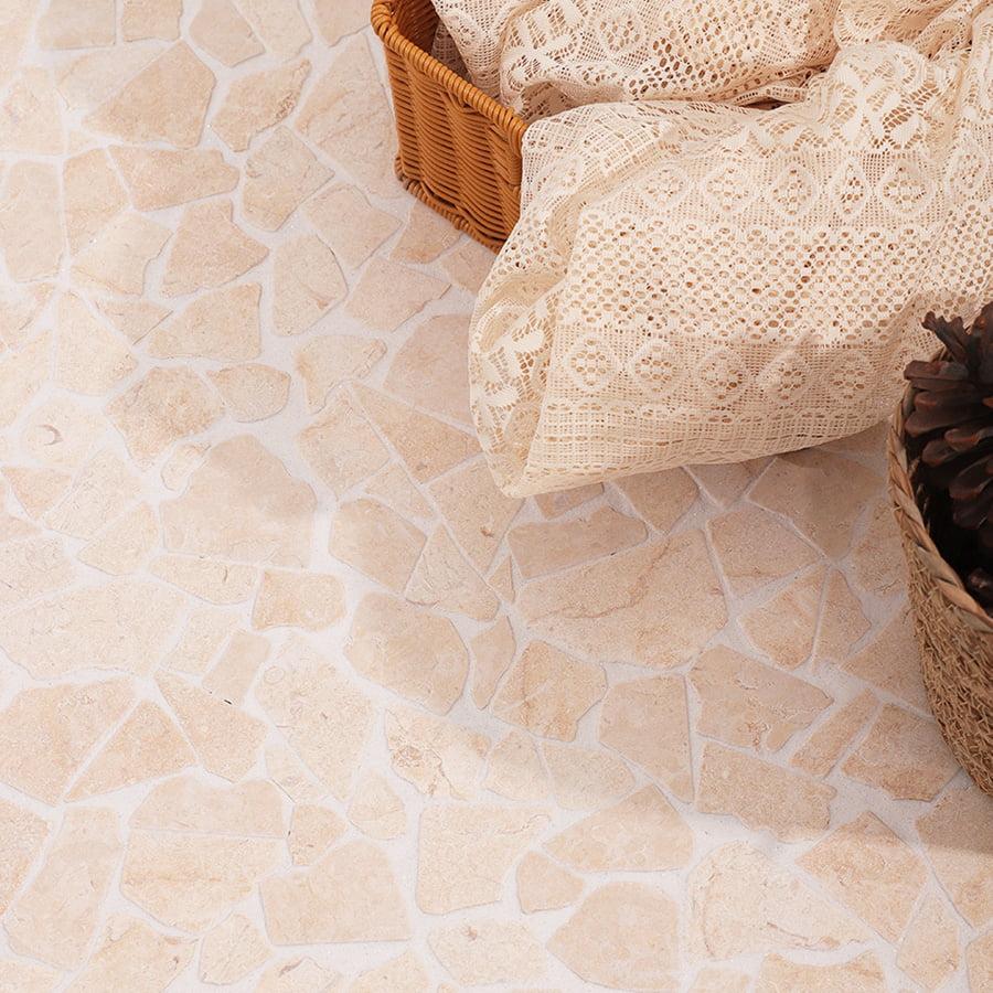 Beige Natural Stone Flat Pebble Mosaic Tiles — mosaic ghép nghệ thuật bằng đá marble beige