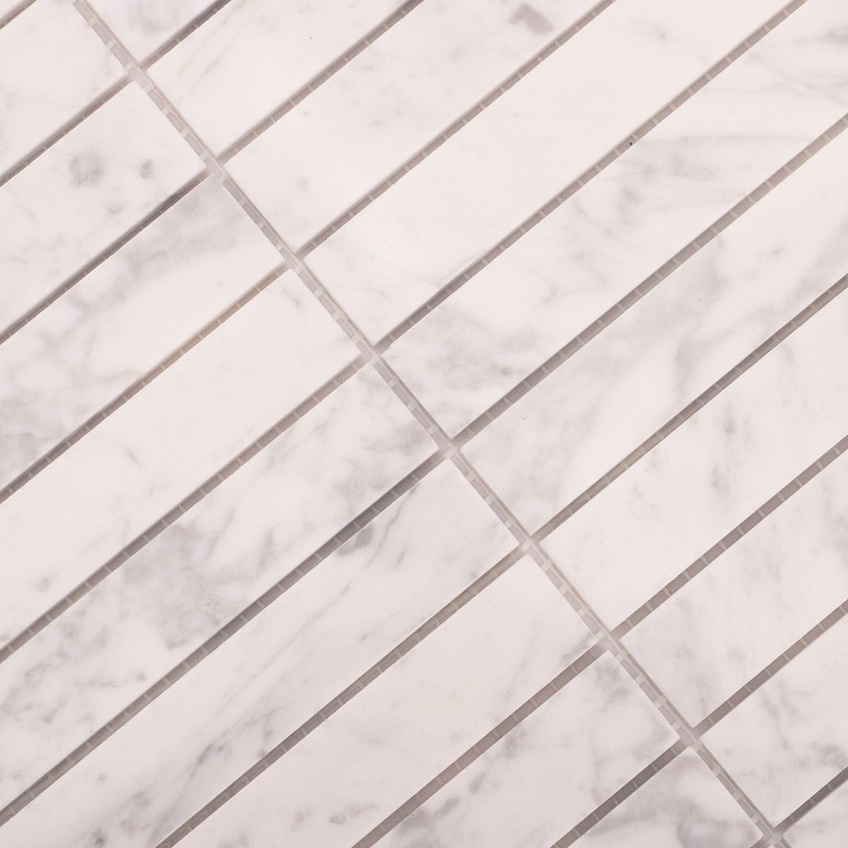 White Carrara Stacked Polished Marble Mosaic Tiles — mosaic thanh dài (linear) bằng đá marble trắng & trắng Carrara