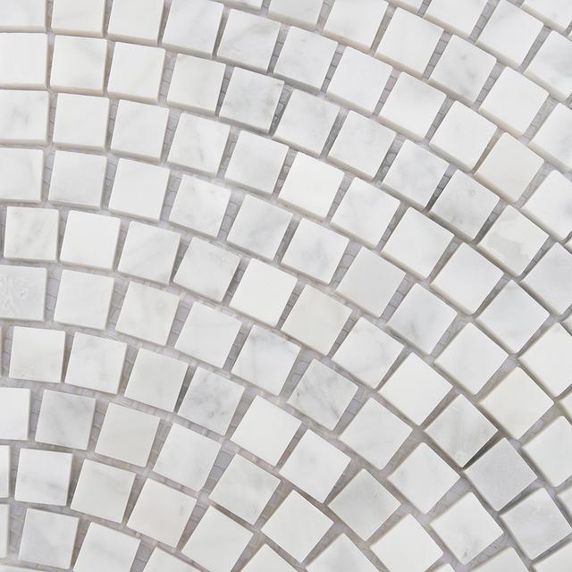 White Fan Shaped Marble Tile Hand Cut  Wall and Floor Mosaic — mosaic nan quạt bằng đá marble trắng