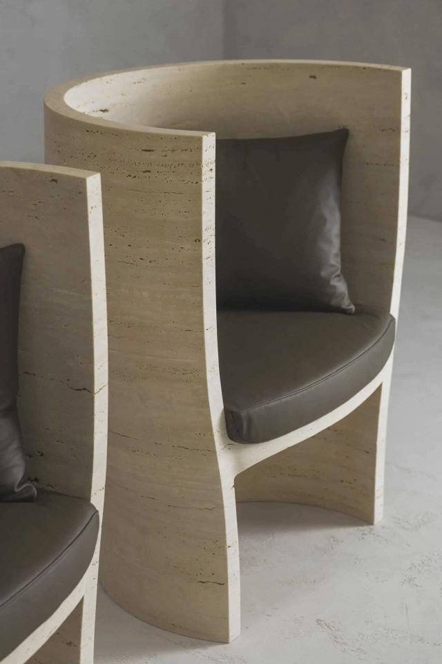 Ghế bành Holly — nội thất đá Rochelle Stone