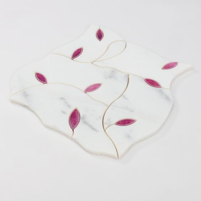 White Marble and Glass Waterjet Mosaic Tile  Curved Pattern Pink Glass — mosaic hoa văn waterjet bằng đá marble trắng & hồng