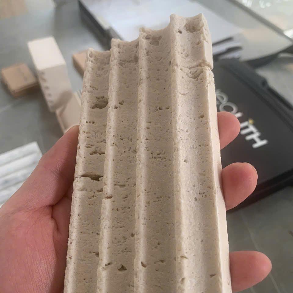 Mẫu phào/nẹp tạo sọc — Travertine kem