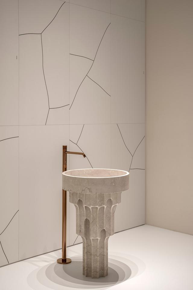 Lavabo Carsico đặt sàn — lavabo đá tự nhiên Rochelle