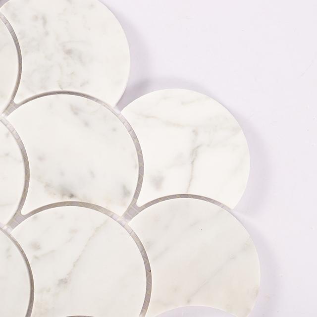 Carrara White Marble Fish Scale Mosaic Tile For Bathroom and Kitchen — mosaic vảy cá (fish scale) bằng đá marble trắng & trắng Carrara