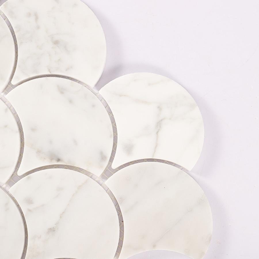 Carrara White Marble Fish Scale Mosaic Tile For Bathroom and Kitchen — mosaic vảy cá (fish scale) bằng đá marble trắng & trắng Carrara