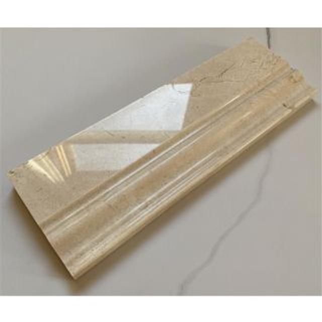 Phào chỉ đá Crema Marfil Crown (phào đỉnh) — bề mặt đánh bóng (polished), Rochelle Stone