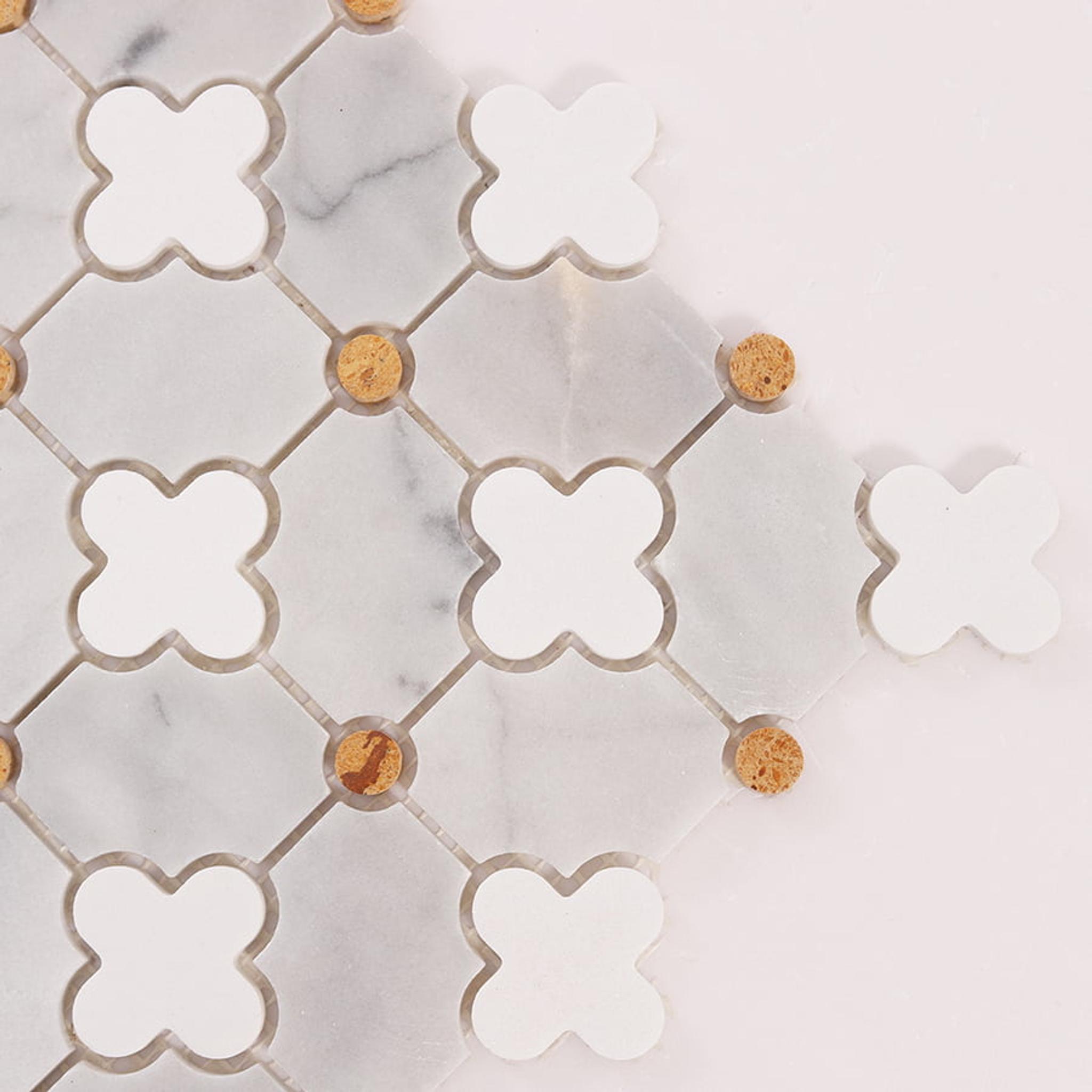 Gray and White Flower Waterjet Marble Mosaic Tiles — mosaic hoa văn waterjet bằng đá marble trắng & xám