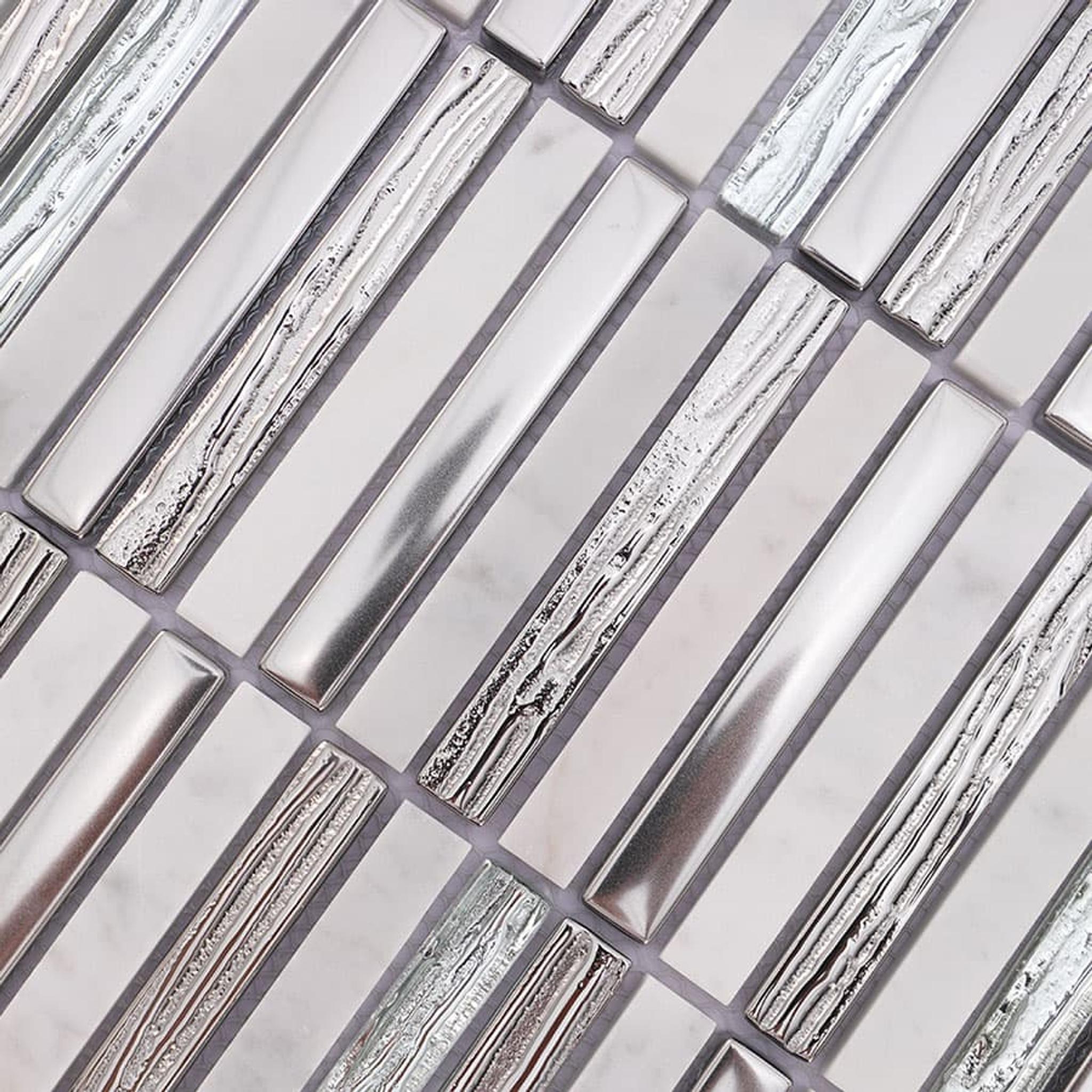 Silver Glass and White Marble Mosaic Strip Tile — mosaic thanh dài (linear) bằng đá marble trắng & bạc