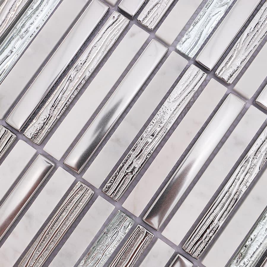Silver Glass and White Marble Mosaic Strip Tile — mosaic thanh dài (linear) bằng đá marble trắng & bạc