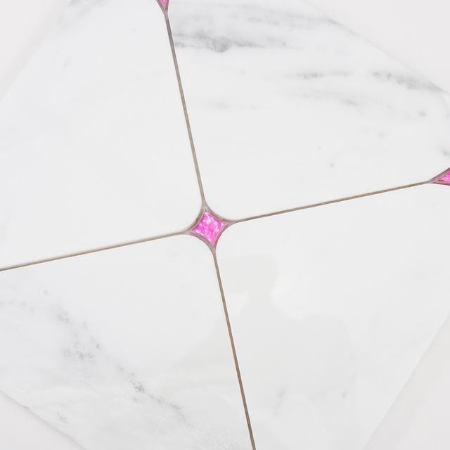 White Square Marble Waterjet Mosaic Tile with Pink Glass — mosaic hoa văn waterjet bằng đá marble trắng & hồng