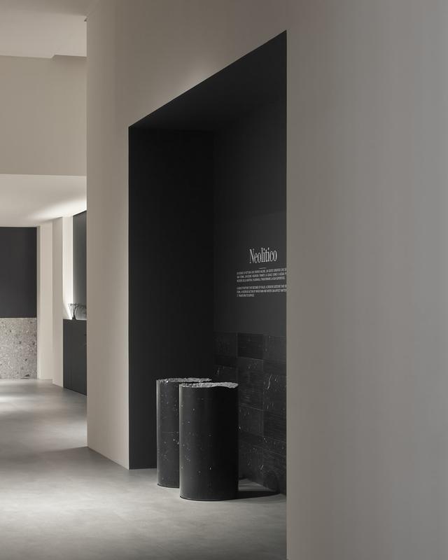 Lavabo Neolitico đặt sàn — lavabo đá tự nhiên Rochelle