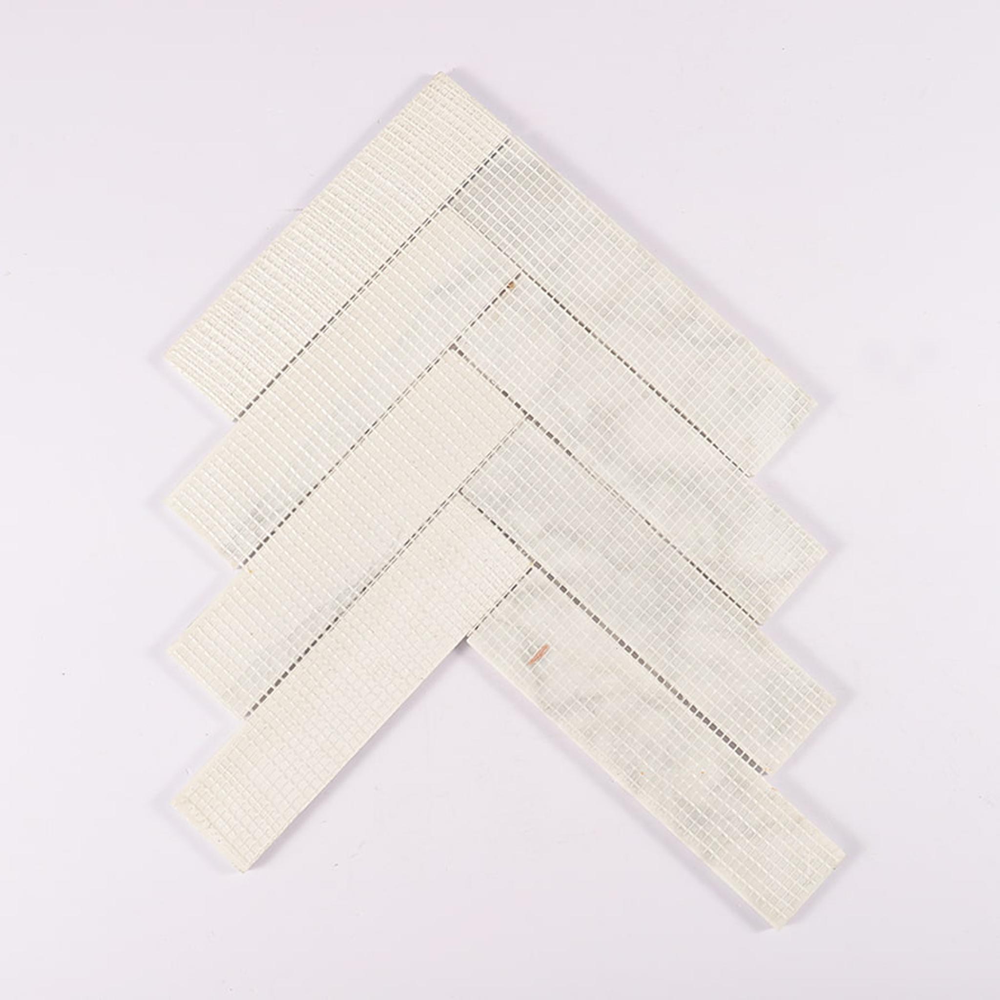 Carrara White Large Herringbone Marble Mosaic — mosaic xương cá bằng đá marble trắng Carrara