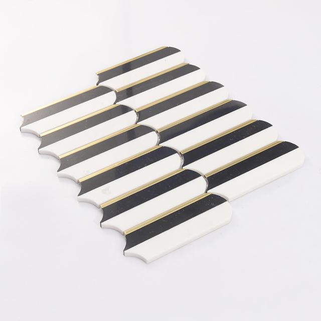 Black and White Arch Marble Mosaic Bathroom Wall Tile with Gold Line — mosaic ghép nghệ thuật bằng đá marble đen & trắng