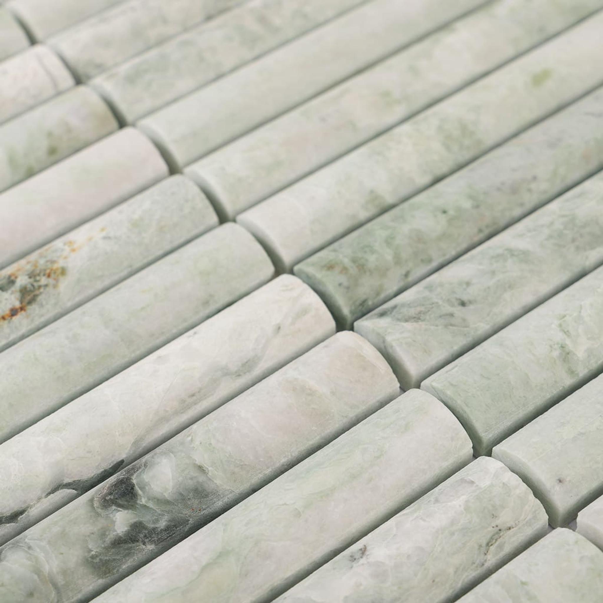 Light Green Fluted Marble Strip Mosaic Tile Backsplash Wall — mosaic rãnh sọc (fluted) bằng đá marble xanh lục