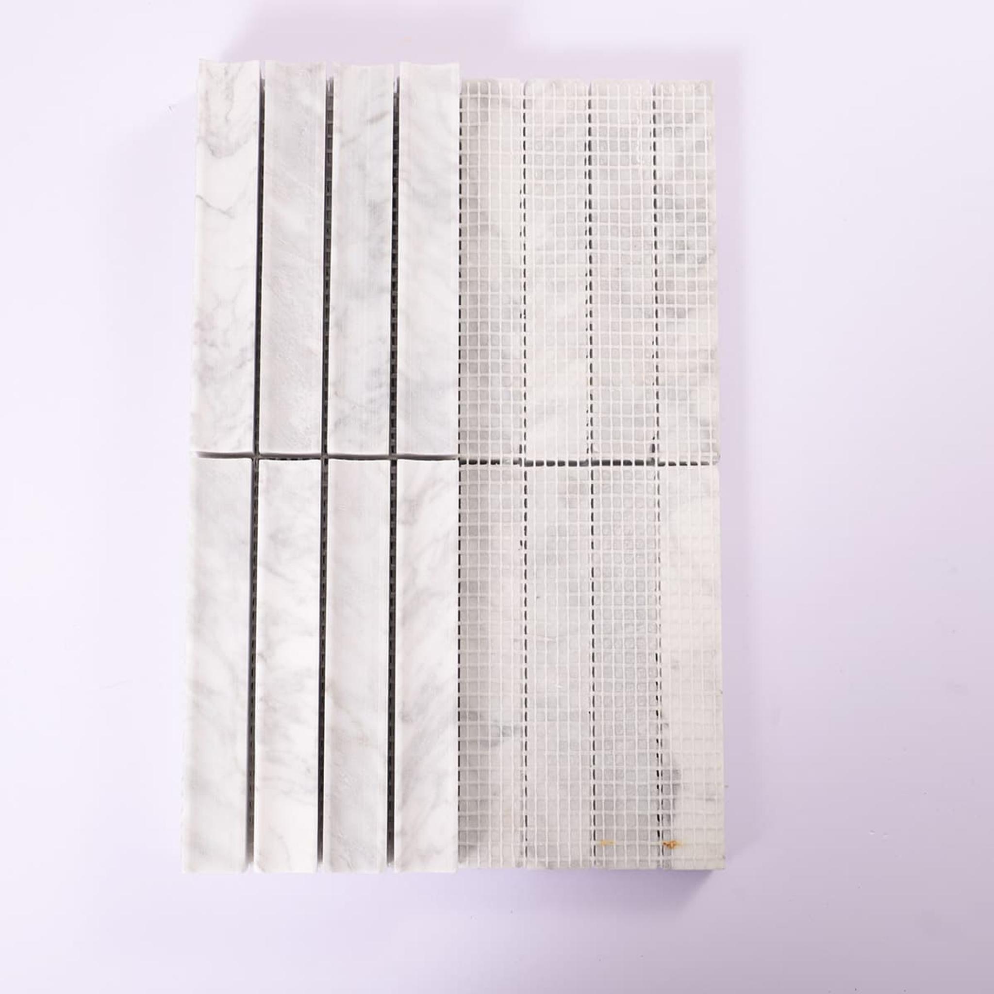 Fluted White Honed Marble Strip Mosaic Wall Tile — mosaic rãnh sọc (fluted) bằng đá marble trắng