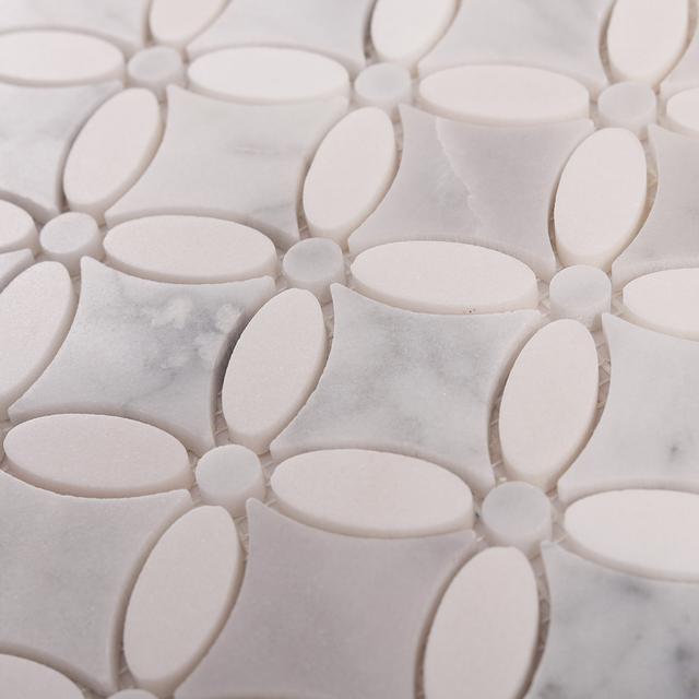 White Floral Petal Marble Mosaic Wall Tiles — mosaic hoa văn waterjet bằng đá marble trắng & trắng Carrara