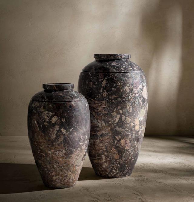 Bình đá trang trí II — nội thất đá Rochelle Stone