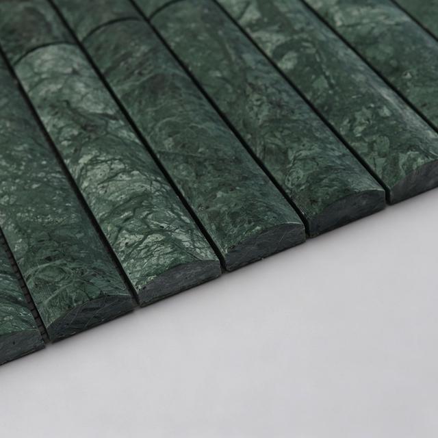 Marble Wide Curved Strip Tile Dark Green Mosaic — mosaic thanh dài (linear) bằng đá marble xanh lục