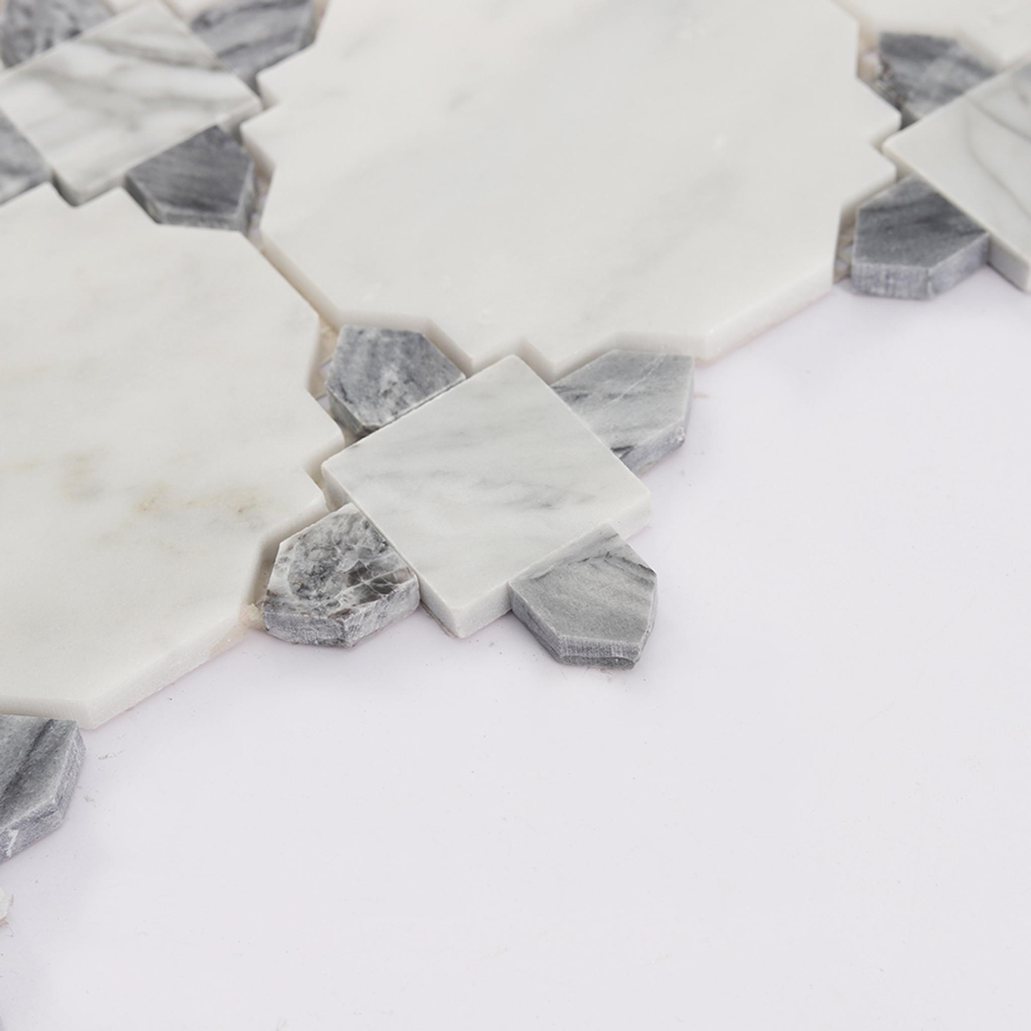 White and Gray Marble Mosaic Tile with Classic Geometric Pattern — mosaic ghép nghệ thuật bằng đá marble trắng & xám