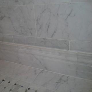 Phào chỉ đá Carrara Crown (phào đỉnh) — bề mặt mài mờ (honed), Rochelle Couture