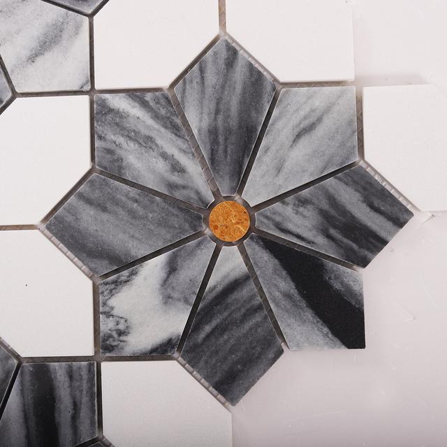 Gray and White Floral Marble Mosaic Tile with Gold Accent — mosaic hoa văn waterjet bằng đá marble trắng & vàng