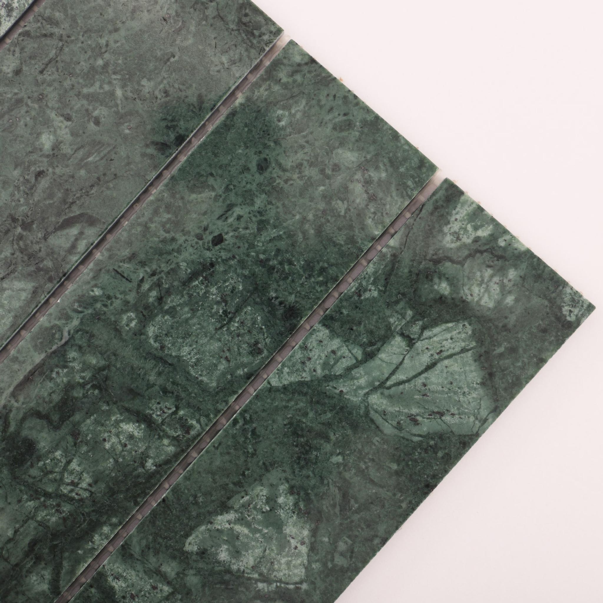Long Stripe Dark Green Marble Vertical Subway Tile — mosaic subway (gạch thẻ) bằng đá marble xanh lục