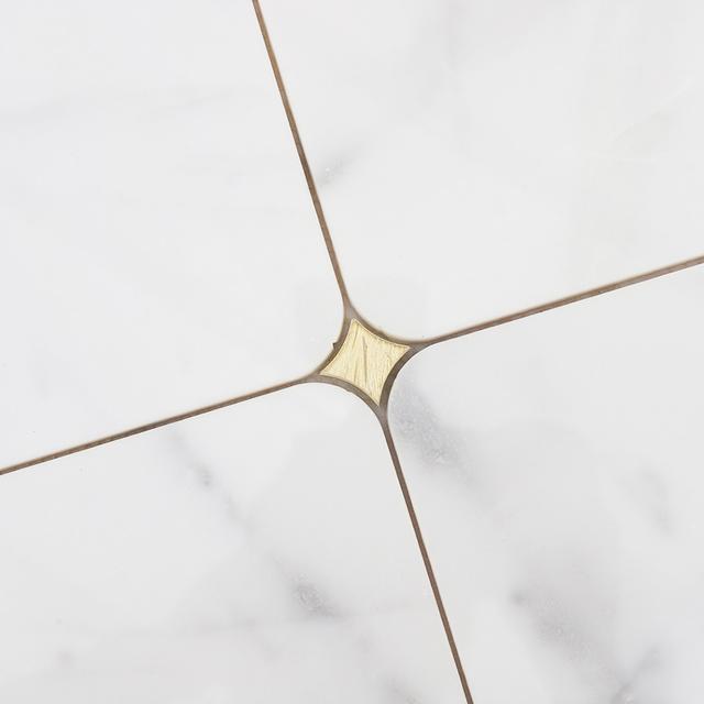 White Marble Gold Glass Waterjet Mosaic Backsplash Bathroom Tile — mosaic hoa văn waterjet bằng đá marble trắng & vàng