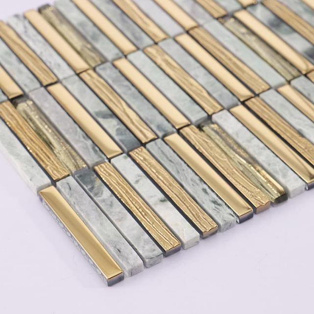 Gold Glass and Green Marble Mosaic Strip Tile — mosaic thanh dài (linear) bằng đá marble xanh lục & vàng