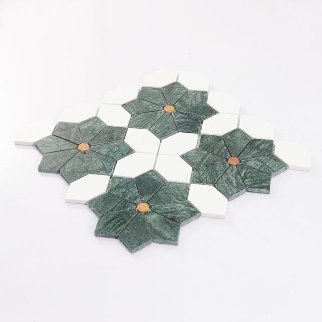 Green Flower Marble Mosaic Tile with White Octagon Pieces and Gold — mosaic hoa văn waterjet bằng đá marble trắng & xanh lục